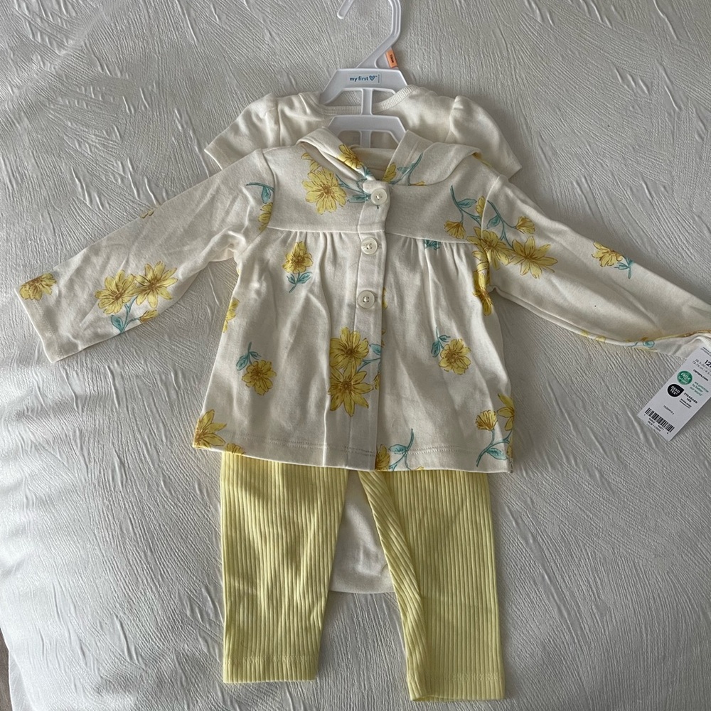 NWT Carter’s 3-piece floral set